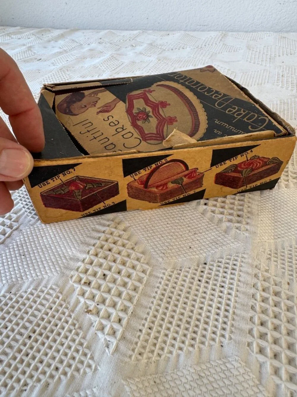 Vintage Aluminum Cake Decorator With Original Box and 6 Interchangeable Tips